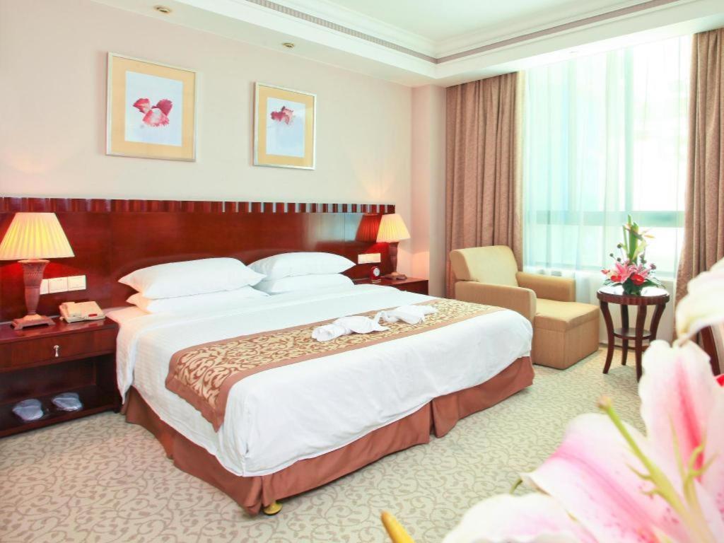 Sanya Baohong Hotel Exterior foto